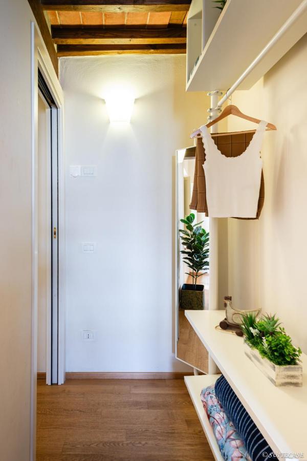Alessandra Apartment Lucca Buitenkant foto