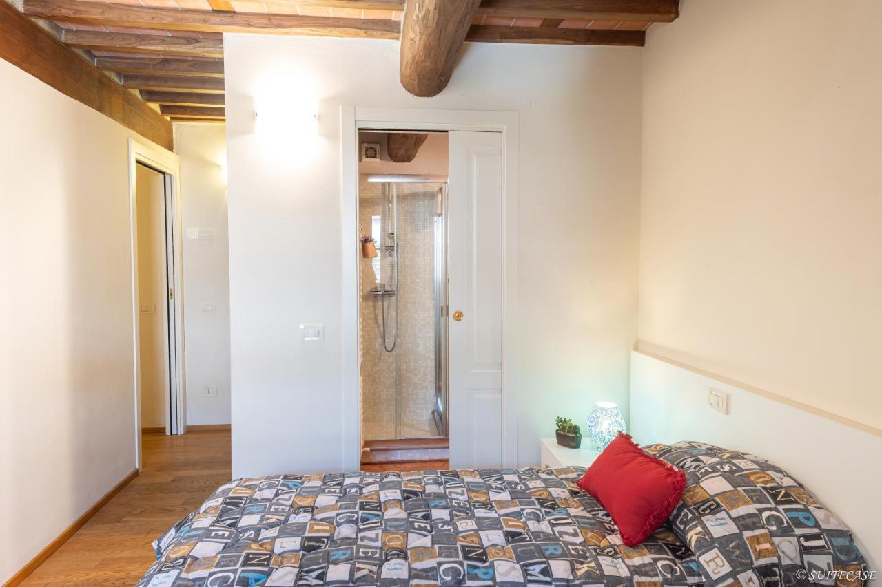 Alessandra Apartment Lucca Buitenkant foto